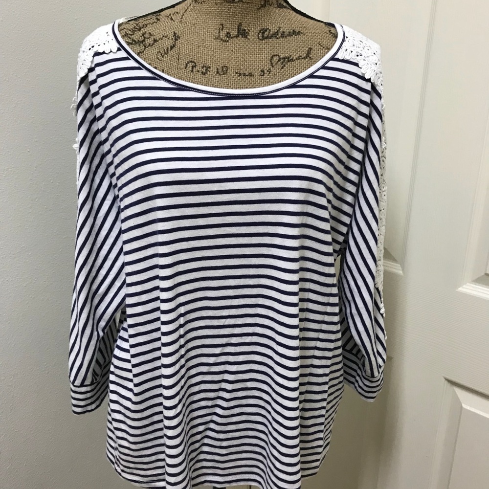 Plus size blouse